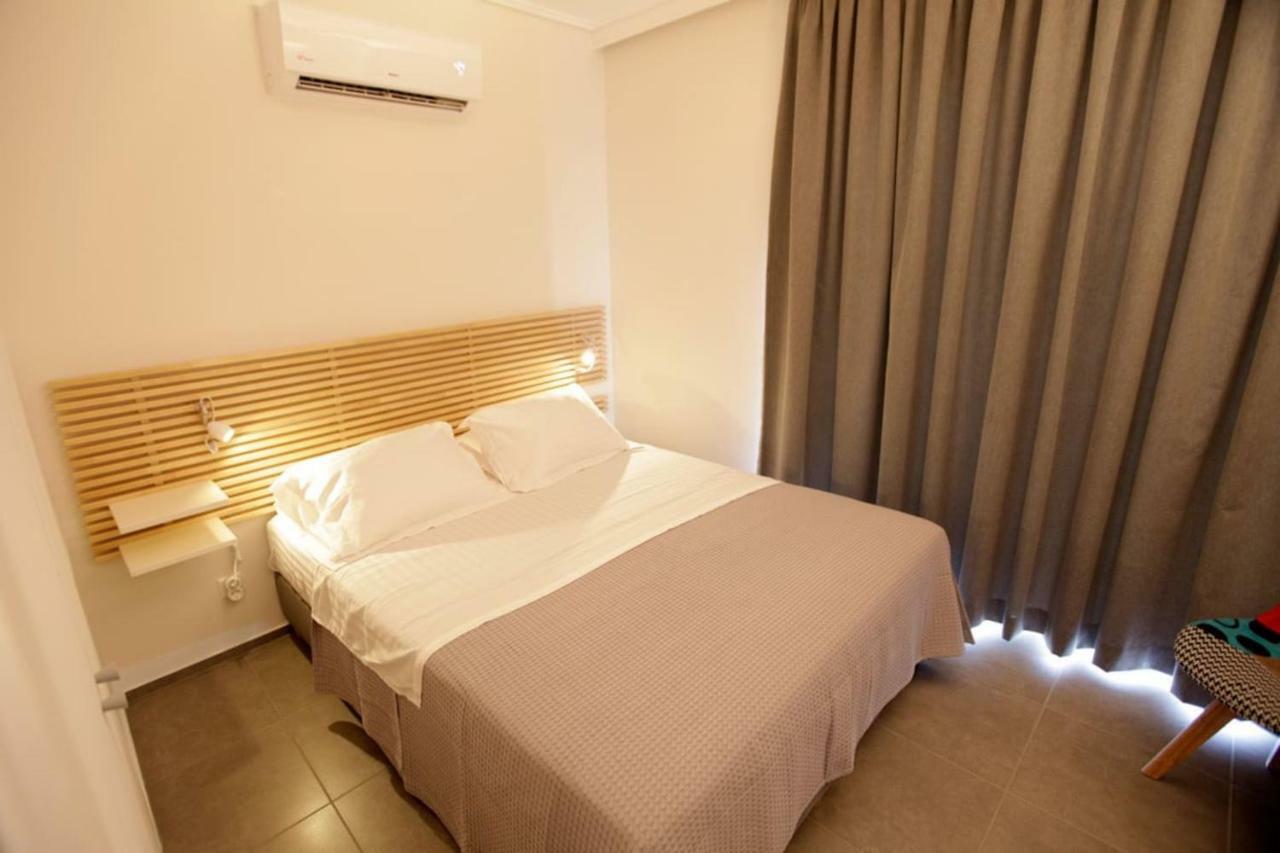 Seaside Renovated Top Floor Apartment Saronida Εξωτερικό φωτογραφία